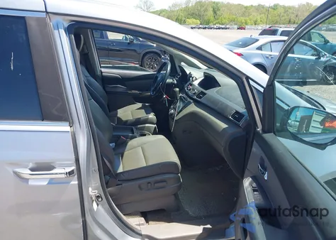 2016 Honda Odyssey Ex-L z USA, uszkodzony, nr VIN 5FNRL5H6XGB079256